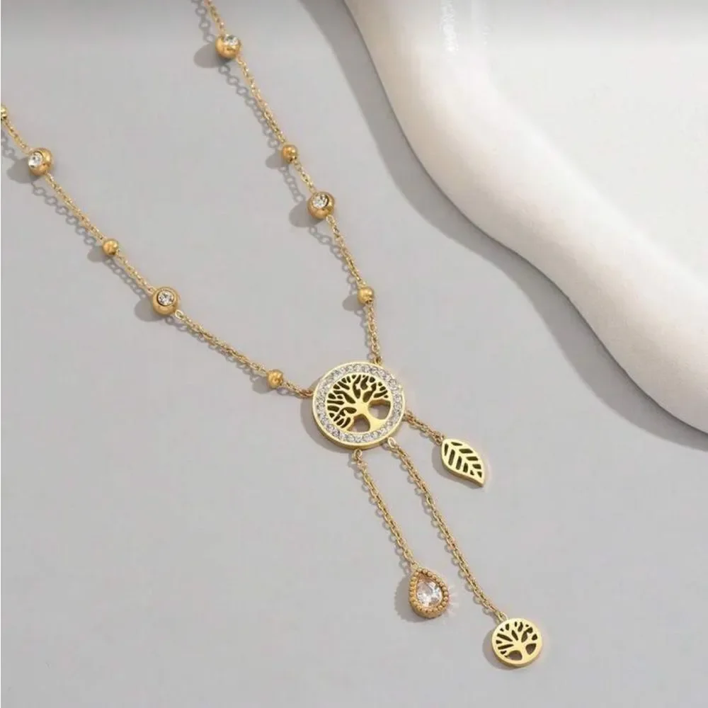 Tree Pendant Necklace Q641